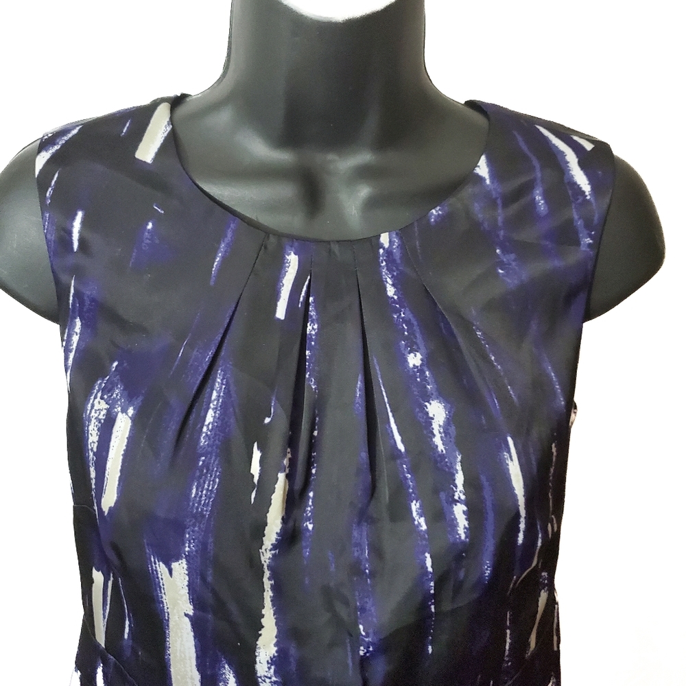 Ann Taylor Zippered Sleeveless Blouse